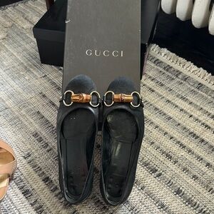 Gucci Black Women’s black vintage bamboo flats size 7